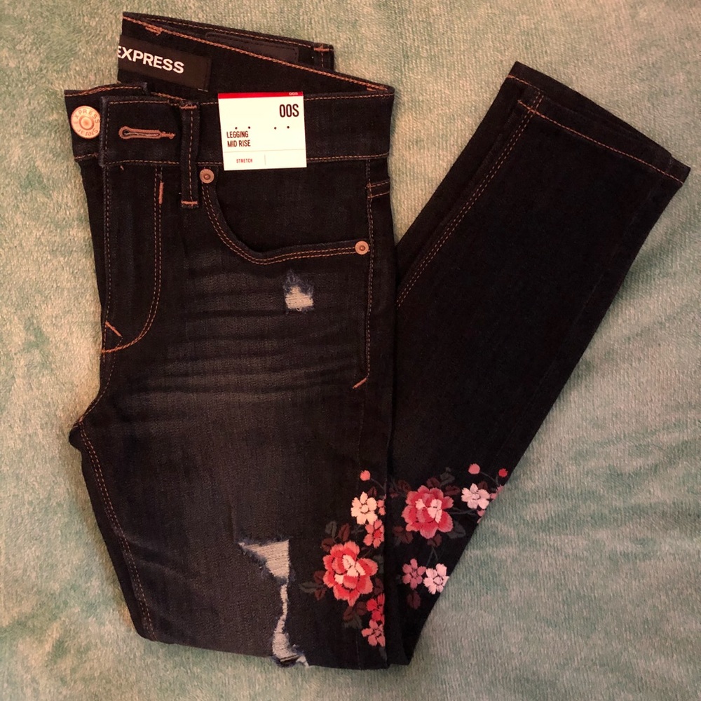 NWT Express Floral Embroidered Jean Legging 00S